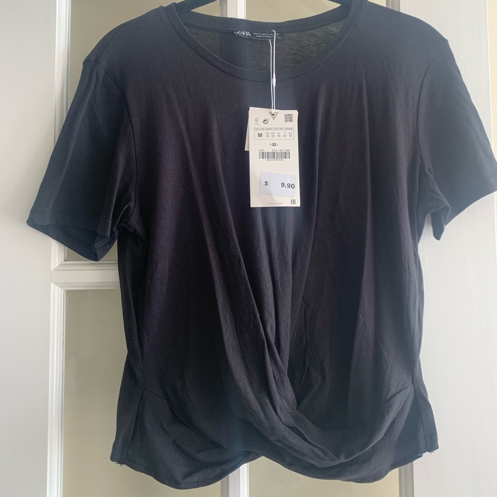 Brand New Zara Cropped T Shirt with Hem Detail